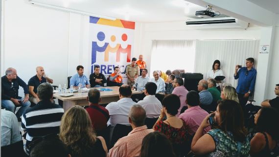 SES se reúne com 12 municípios para alinhar estratégia de vacinação