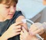 Meninos serão vacinados contra HPV em 2017 