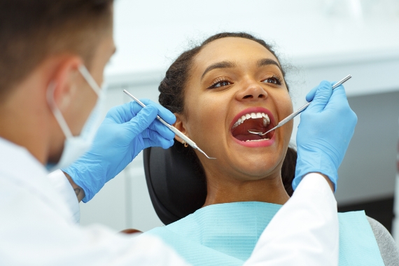 Prevenção ao Câncer de Boca começa pelo dentista