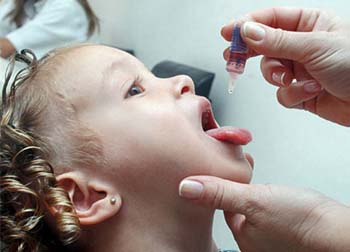 Campanha de vacinação contra poliomielite imunizou até agora 68% das crianças no RJ