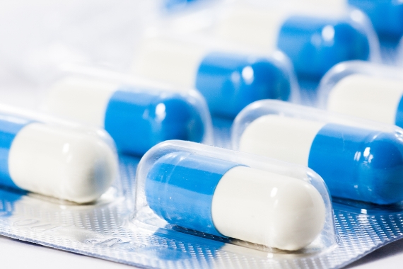 Resistência a antibióticos leva a novas diretrizes para tratamento de infecções sexualmente transmissíveis 