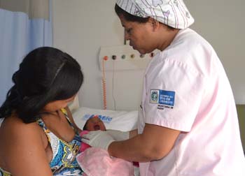 Secretaria de Estado de Saúde começa o ano de 2015 ampliando o teste da linguinha para todas as maternidades da rede