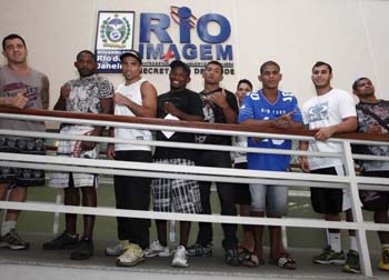 Lutadores do Watch Out Combat Show (WOCS) entram na luta contra o crack