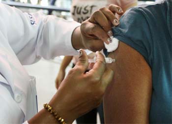 Campanha contra gripe: Rio de Janeiro já vacinou 44% do público-alvo
