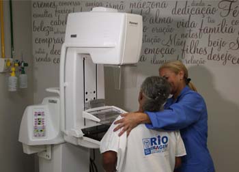 Medo ainda faz mulheres evitarem a mamografia