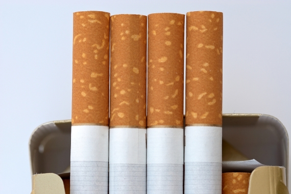 Cigarro: atualizada norma sobre exposição em comércios